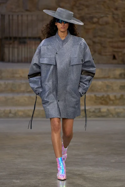 Look 8